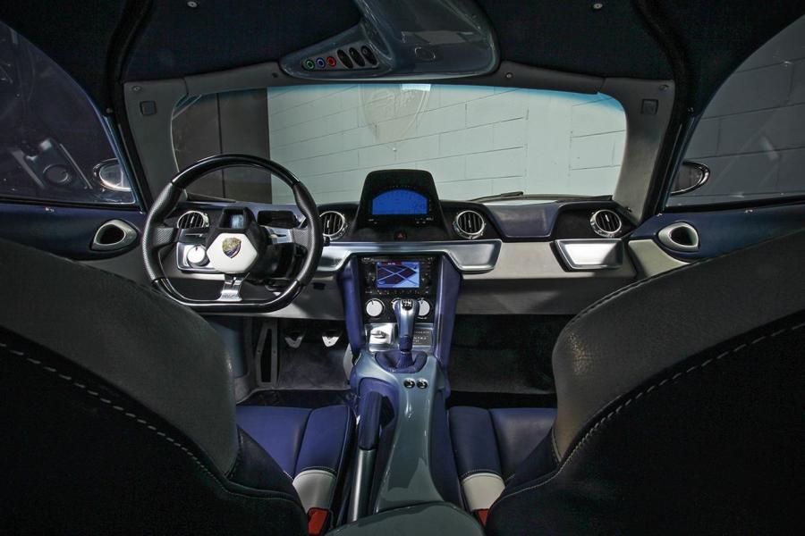 Интерьер Mazzanti Evantra V8 2013 года  (фото 27 из 39)